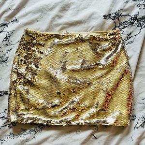 FOREVER 21 Gold Paillette skirt New!!!!!